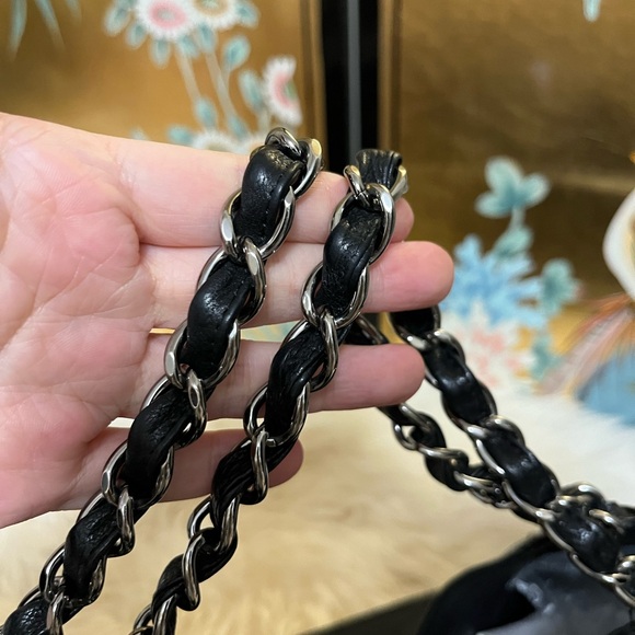 Authentic Chanel Coco Cabas tote bag - Picture 11 of 16